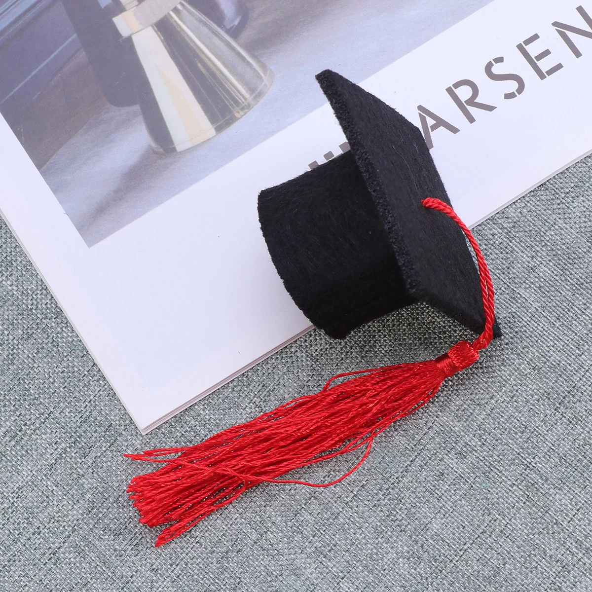 Graduation Mini Cap Decorations Hat Caps Bottles Party Bottle Topper Favors Topperstassel Hatschampagne Table Crafts
Graduation Mini Cap Decorations Hat Caps Bottles Party Bottle Topper Favors Topperstassel Hatschampagne Table Crafts