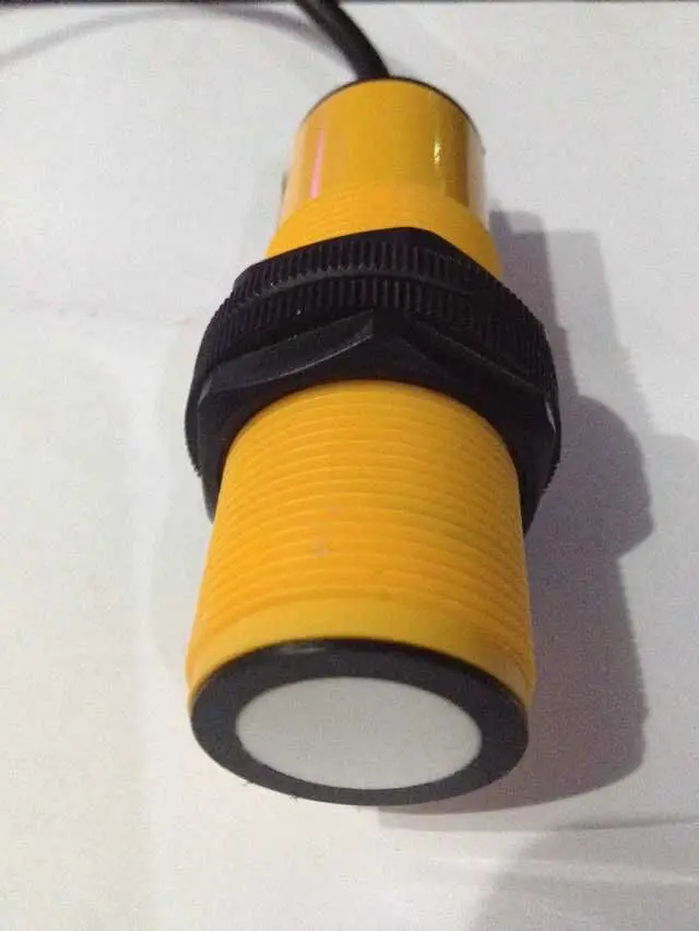 180KHZ Transceiver Integrated High-frequency High-precision Ultrasonic Ranging Sensor Module
180KHZ Transceiver Integrated High-frequency High-precision Ultrasonic Ranging Sensor Module