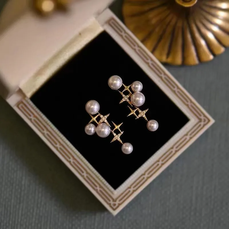 Gorgeous New Design South Sea White Stud Pearl Earring 925S
Gorgeous New Design South Sea White Stud Pearl Earring 925S