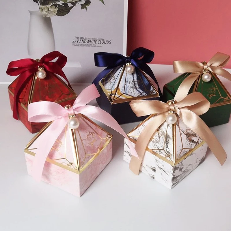 New Paper Gift Box Pagoda Diamond Shape Birthday Packaging Boxes Wedding Party Favor Sweet Paper Marble Candy Box with Ribbon
New Paper Gift Box Pagoda Diamond Shape Birthday Packaging Boxes Wedding Party Favor Sweet Paper Marble Candy Box with Ribbon