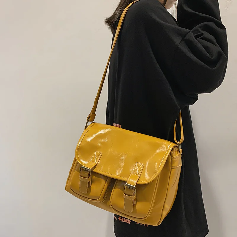 Oil Wax Skin Retro Multiple Pockets Bag Pu Leather Crossbody Bags For Women 2022 Women's Trending Side Bag Shoulder Handbag
Oil Wax Skin Retro Multiple Pockets Bag Pu Leather Crossbody Bags For Women 2022 Women's Trending Side Bag Shoulder Handbag