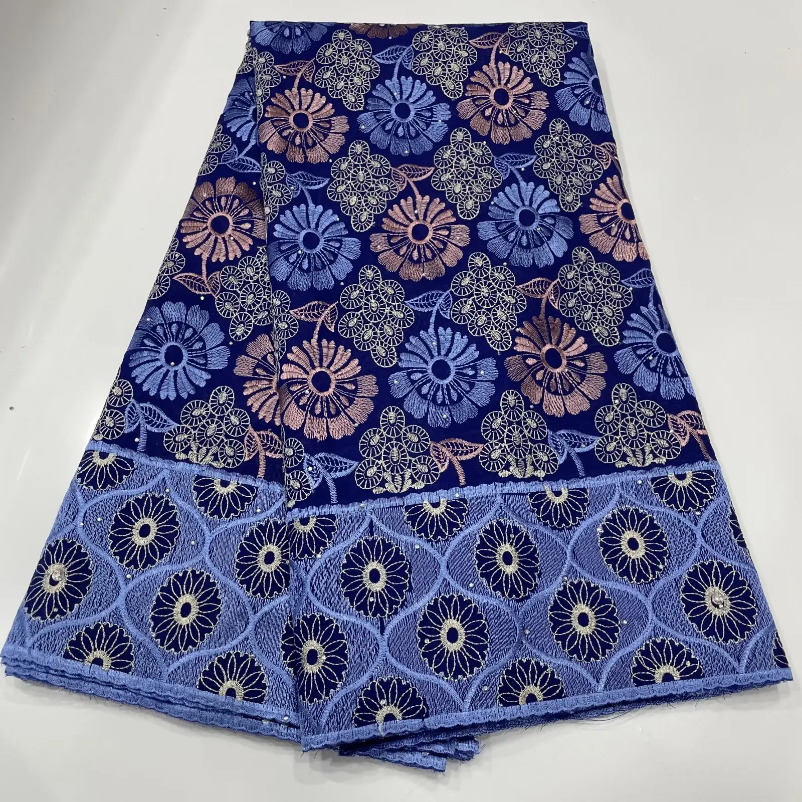 Embroidered Swiss Voile Lace Fabric High Quality Blue African Lace Material 5 Yards/lot
Embroidered Swiss Voile Lace Fabric High Quality Blue African Lace Material 5 Yards/lot