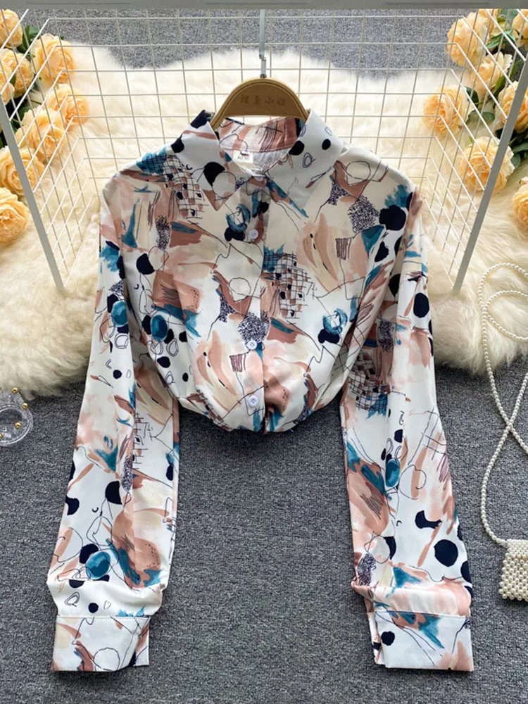 Women 2022 spring and autumn design sense niche Hong Kong flavor retro printed outer wear long-sleeved shirt tops female D0667
Women 2022 spring and autumn design sense niche Hong Kong flavor retro printed outer wear long-sleeved shirt tops female D0667