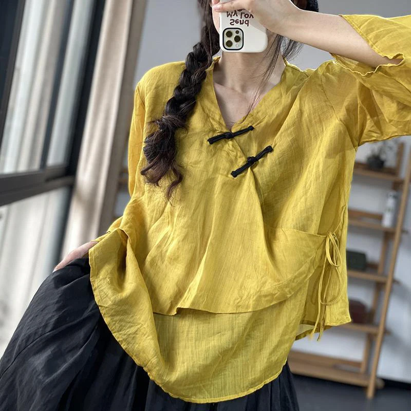 New 2022 Spring Summer Arts Style Women V-neck Loose Cotton Linen Shirts Side Lacing Vintage Button Solid Casual Blouse V898
New 2022 Spring Summer Arts Style Women V-neck Loose Cotton Linen Shirts Side Lacing Vintage Button Solid Casual Blouse V898