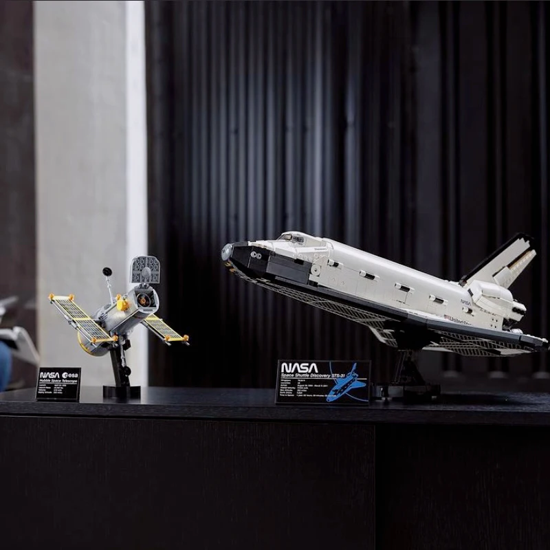 63001 New 2354 Pcs Space Shuttle Model Building Blocks Bricks Space Agency Creative Toys Kids Gifts Compatible 10283 IN STOCK
63001 New 2354 Pcs Space Shuttle Model Building Blocks Bricks Space Agency Creative Toys Kids Gifts Compatible 10283 IN STOCK