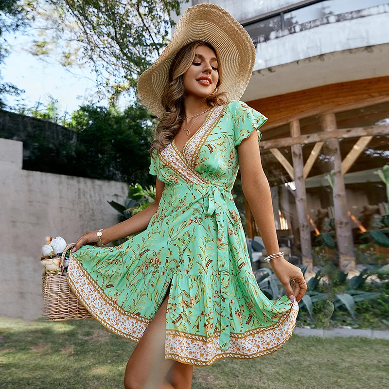 Green V Neck Flared Short Sleeve Casual Beach Dress Ladies Slim Lace Up Sexy Mini Dress Summer Cotton Floral Print Bohemia Dress
Green V Neck Flared Short Sleeve Casual Beach Dress Ladies Slim Lace Up Sexy Mini Dress Summer Cotton Floral Print Bohemia Dress