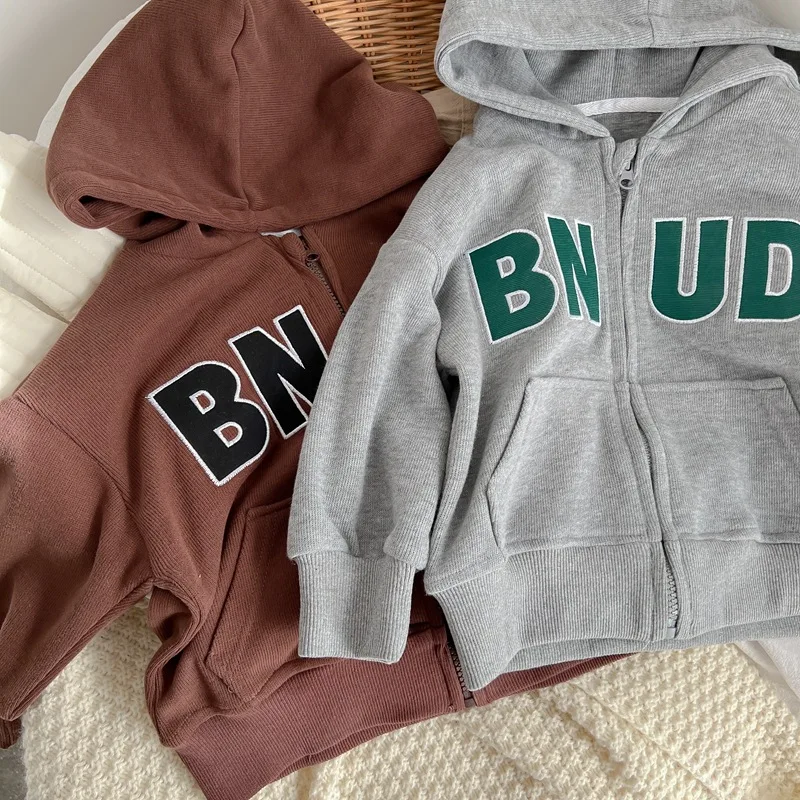 Boys' jackets autumn clothing children's foreign style autumn and winter hooded tops sports children's clothing letters girls ca
Boys' jackets autumn clothing children's foreign style autumn and winter hooded tops sports children's clothing letters girls ca