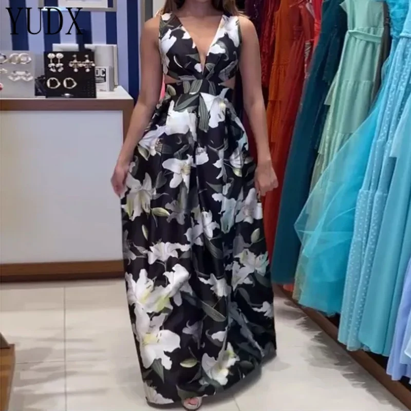 European and American Women's Clothing Early Spring New Fashion Sexy Backless Side Leak Waist Belt Slim-Fit Long Dress
European and American Women's Clothing Early Spring New Fashion Sexy Backless Side Leak Waist Belt Slim-Fit Long Dress