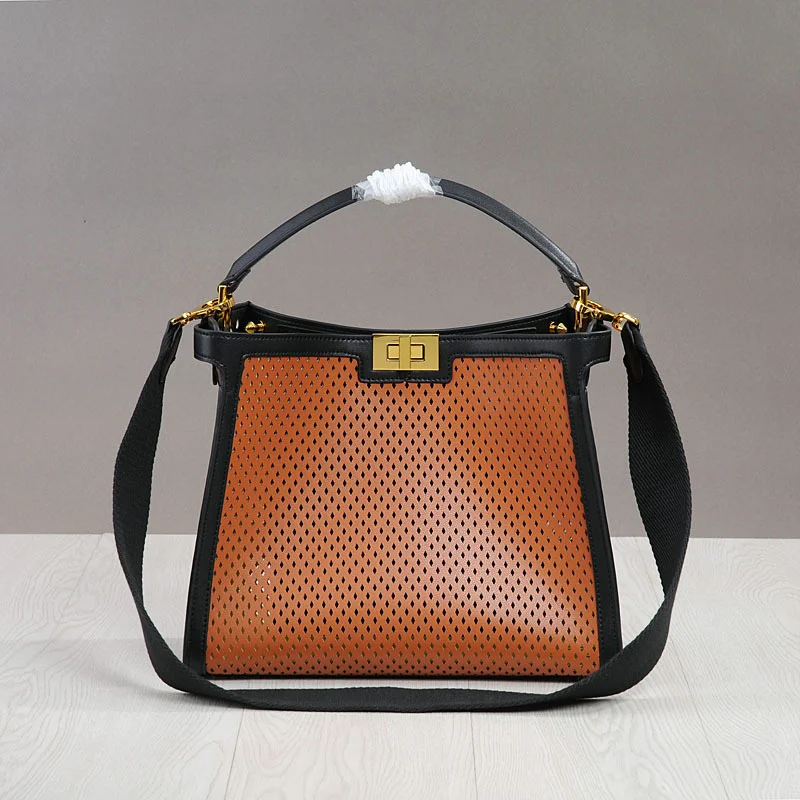 2021 new women's bags hollow color matching portable messenger bag All-match casual large-capacity leather retro shoulder bag
2021 new women's bags hollow color matching portable messenger bag All-match casual large-capacity leather retro shoulder bag
