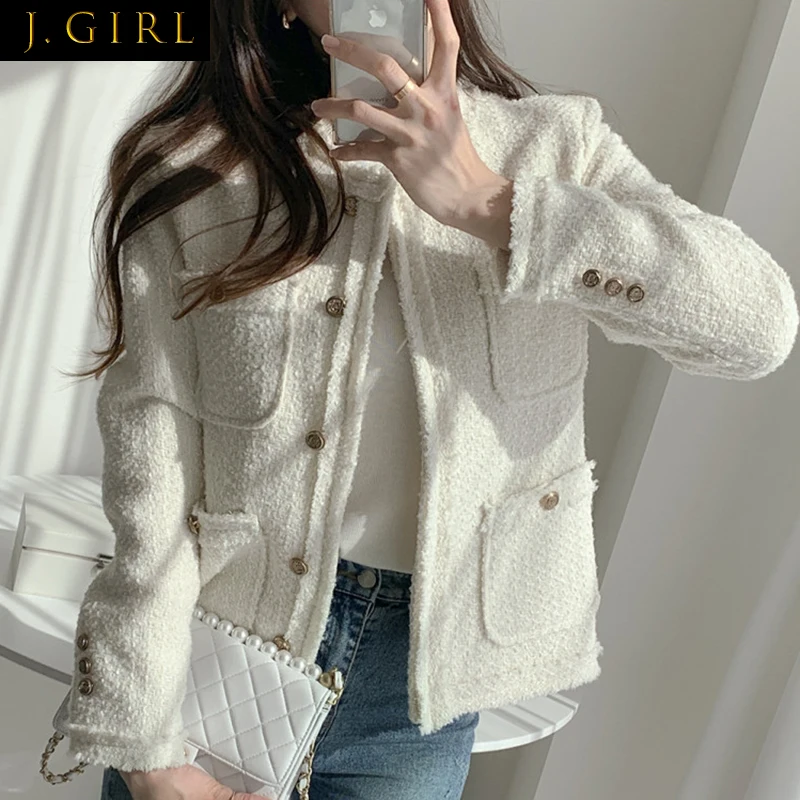 J GIRLS Tweed Short Coat Ladies Autumn French Temperament Round Neck Metal Single-Breasted Design Multi-Pocket Tassel Jacket
J GIRLS Tweed Short Coat Ladies Autumn French Temperament Round Neck Metal Single-Breasted Design Multi-Pocket Tassel Jacket
