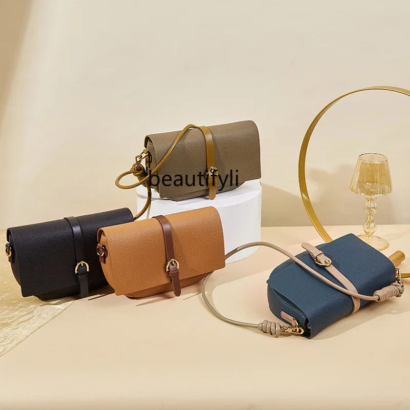 Cowhide Crossbody Semicircle Lightweight Color-Matching Bag Leather Casual Shoulder Handbag for Women
Cowhide Crossbody Semicircle Lightweight Color-Matching Bag Leather Casual Shoulder Handbag for Women