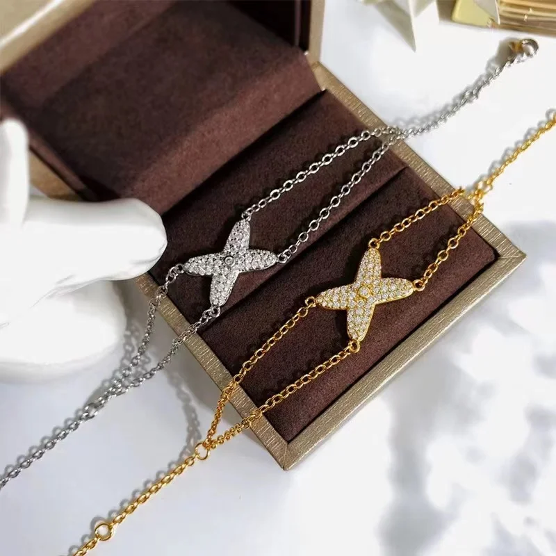 Classic Cute X Symbol Cross Style White Natural Shell Pendant Clavicle Chain Necklace Bracelet Sets Jewelry For Women
Classic Cute X Symbol Cross Style White Natural Shell Pendant Clavicle Chain Necklace Bracelet Sets Jewelry For Women