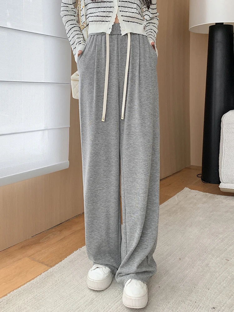 Women Cotton Pants Autumn And Winter Oatmeal Gray Velvet Wide Leg Pants Women's Loose Slim Plush Warm Casual Trousers Female
Women Cotton Pants Autumn And Winter Oatmeal Gray Velvet Wide Leg Pants Women's Loose Slim Plush Warm Casual Trousers Female