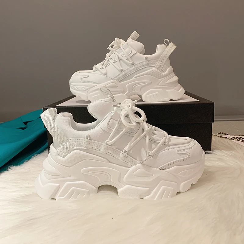 Platform Women Shoes 2022 Designer Sneakers Fashion Outdoor Flats Causal Lace Up Shoes Female Breathable Ladies Footwear Size
Platform Women Shoes 2022 Designer Sneakers Fashion Outdoor Flats Causal Lace Up Shoes Female Breathable Ladies Footwear Size