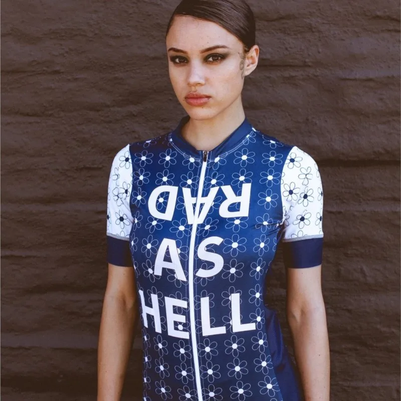 LOVE THE Pain BLOSSOM Cycling Jersey Maillot Woman Summer Ciclismo Bicycle Clothing Uniforme Bicicleta Culotte Bib Shorts
LOVE THE Pain BLOSSOM Cycling Jersey Maillot Woman Summer Ciclismo Bicycle Clothing Uniforme Bicicleta Culotte Bib Shorts