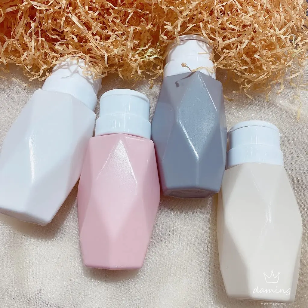 Nail Refillable Bottles Empty Press Pump Dispenser Nail Art Polish Remover Cleaner Container Moisture Bottle Manicure Tool 200ml
Nail Refillable Bottles Empty Press Pump Dispenser Nail Art Polish Remover Cleaner Container Moisture Bottle Manicure Tool 200ml