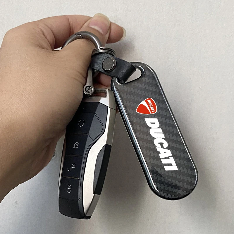 For Ducati 796 795 821 Monster 696 400 Diavel Multistrada Scrambler New Carbon Fiber Motorcycle Keychain Keyring Holder Gifts 
For Ducati 796 795 821 Monster 696 400 Diavel Multistrada Scrambler New Carbon Fiber Motorcycle Keychain Keyring Holder Gifts
