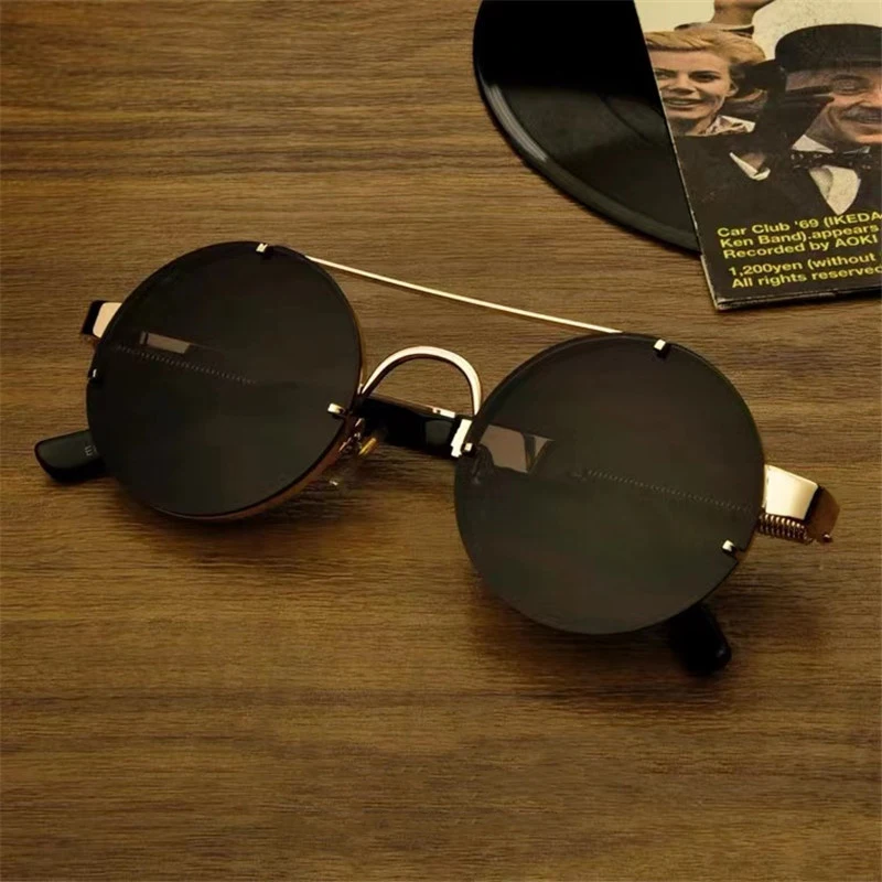Retro Classic Gothic Steampunk Sunglasses Men Women Brand Designer Round Metal Frame Colorful Lens Sun Glasses UV400 Eyewear
Retro Classic Gothic Steampunk Sunglasses Men Women Brand Designer Round Metal Frame Colorful Lens Sun Glasses UV400 Eyewear