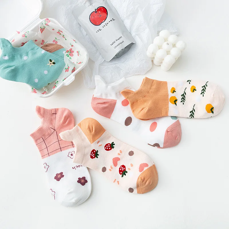Милые японские носки Kawaii, женская одежда с цветком, тонкие короткие носки в стиле Харадзюку, Корейская версия, модное Спортивное нижнее бель...
Милые японские носки Kawaii, женская одежда с цветком, тонкие короткие носки в стиле Харадзюку, Корейская версия, модное Спортивное нижнее бель...