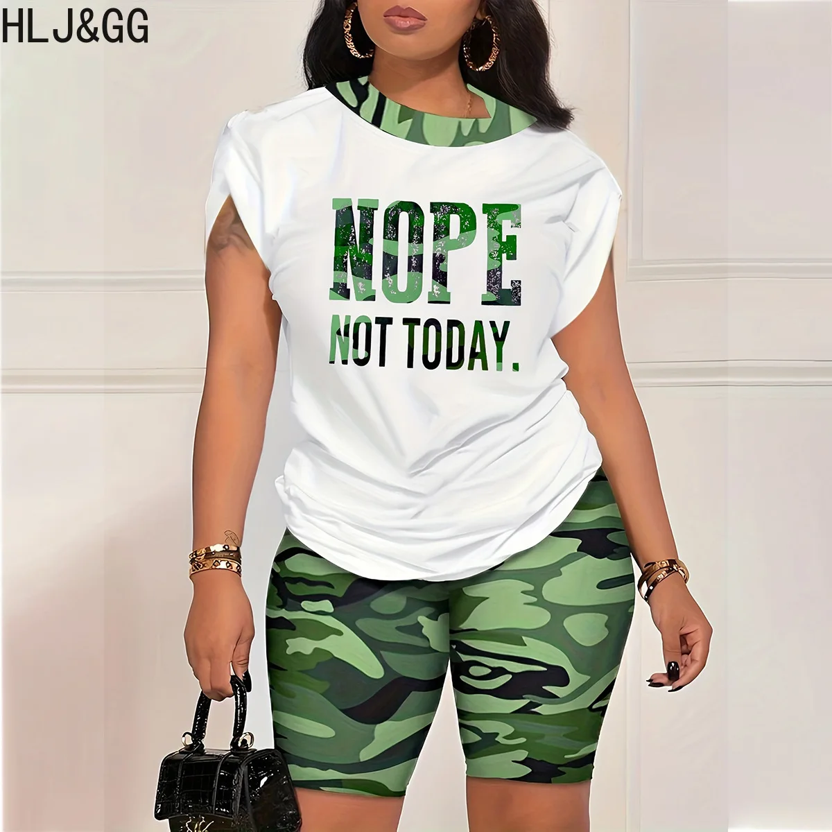 

HLJ&GG Green Camouflage Fashion Streetwear Women Round Neck Short Sleeve Top And Bikrt Shorts Two Piece Sets Female 2pcs Outfits