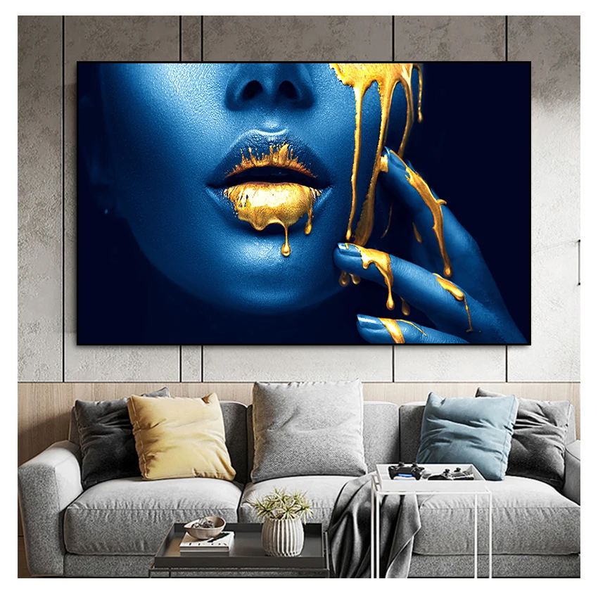 Фотография для гостиной с изображением золотых сексуальных губ 
Фотография для гостиной с изображением золотых сексуальных губ