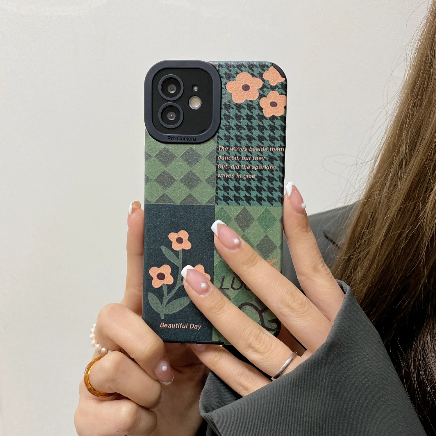 INS Fashion Green Plaid Flowers Phone Cases For IPhone 13 12 11 Pro Max XR XS MAX 8 X 7 SE 2020 Lady Girl Shockproof Soft Shell
INS Fashion Green Plaid Flowers Phone Cases For IPhone 13 12 11 Pro Max XR XS MAX 8 X 7 SE 2020 Lady Girl Shockproof Soft Shell