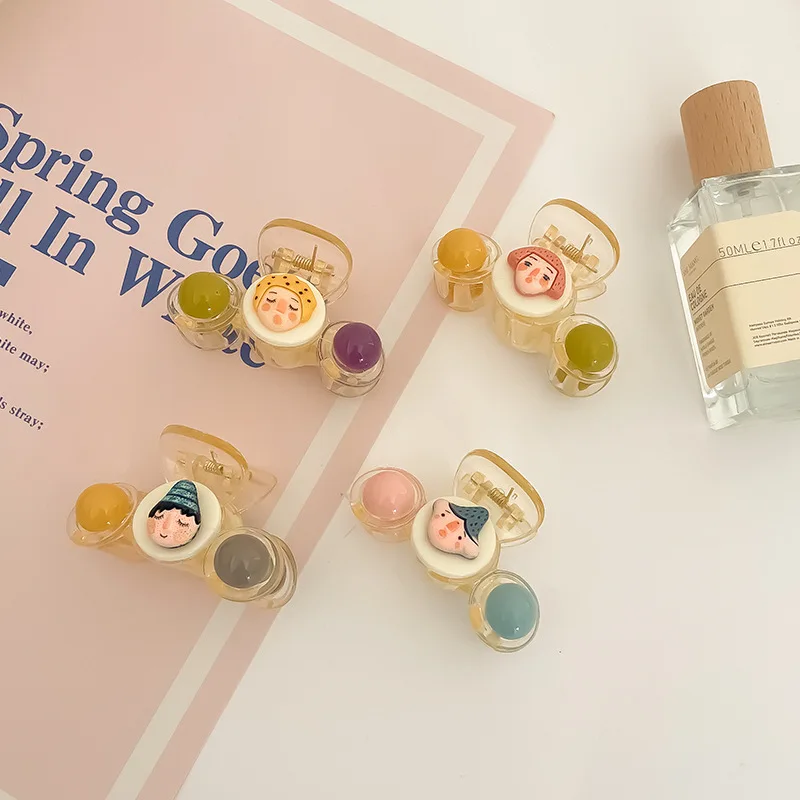 South Korea's new cartoon grab clip Macaron color hemisphere bead hairpin head hairpin headdress
South Korea's new cartoon grab clip Macaron color hemisphere bead hairpin head hairpin headdress