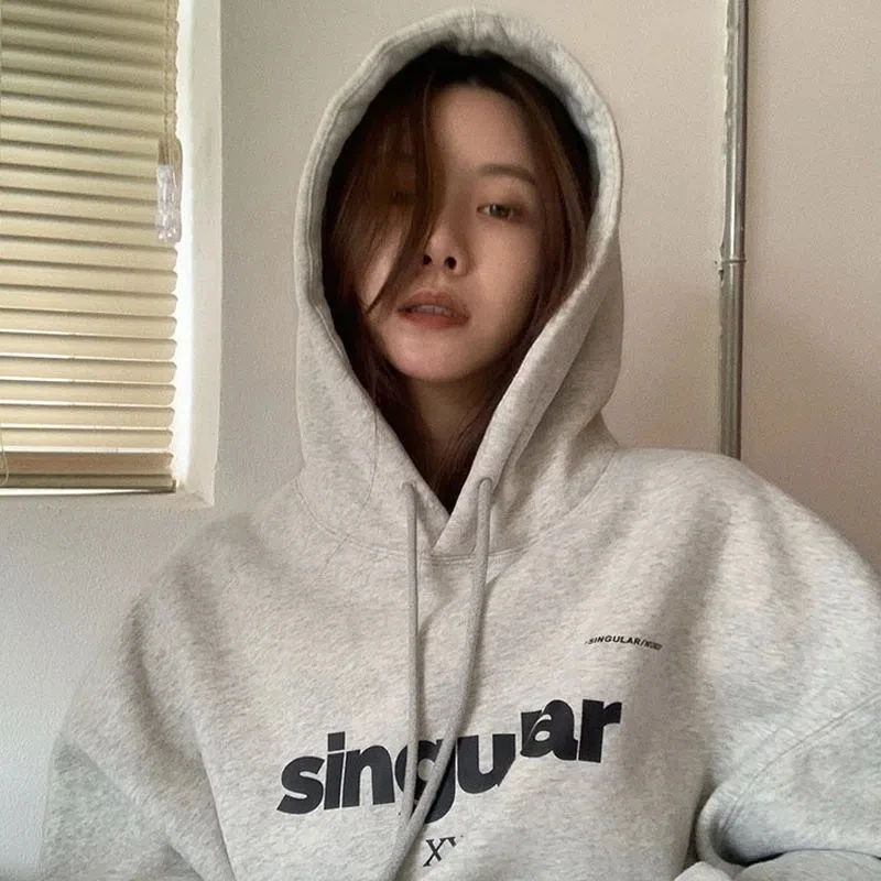 Loose grey hoodie plus velvet top female student hoodie lazy Instagram trend 2022 autumn/winter new Korean version
Loose grey hoodie plus velvet top female student hoodie lazy Instagram trend 2022 autumn/winter new Korean version