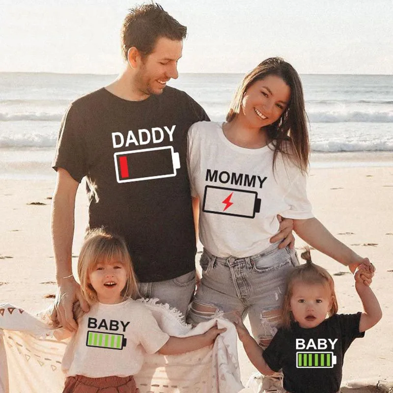 Papa Mama And Baby Clothing Mommy And Me Summer Clothes Mum Dad And Me Outfits Mom And Daughter Family Look Daughter Dress
Papa Mama And Baby Clothing Mommy And Me Summer Clothes Mum Dad And Me Outfits Mom And Daughter Family Look Daughter Dress