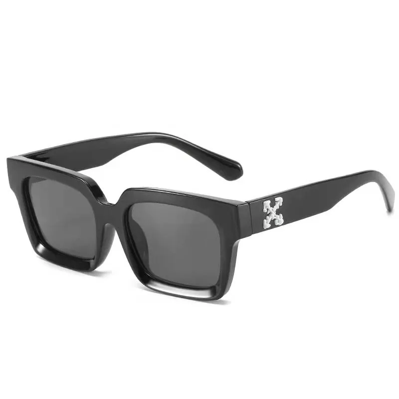 2022 Square Sunglasses Men Women Fashion Printing Width Big Frames Sun Glasses High Quality Vacation Travel Shade Eyewear UV400
2022 Square Sunglasses Men Women Fashion Printing Width Big Frames Sun Glasses High Quality Vacation Travel Shade Eyewear UV400