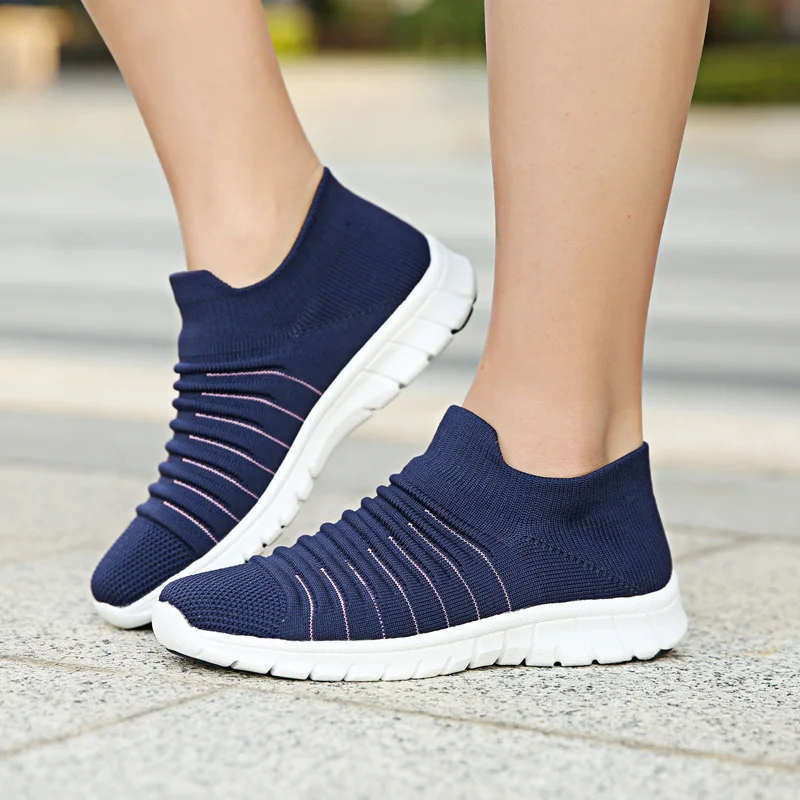 Size 43 Women's Sports Shoes 2021 New Breathable Mesh Flats Women Casual Sneakers Vulcanize Shoes Woman Summer Sneakers Socks
Size 43 Women's Sports Shoes 2021 New Breathable Mesh Flats Women Casual Sneakers Vulcanize Shoes Woman Summer Sneakers Socks