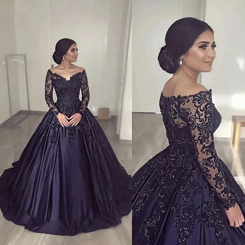 Modest Lace Formal Evening Gowns Princess Ball Gown V Neck Long Sleeves Gorgeous Women Formal Wedding Dress Satin Gothic Outfit
Modest Lace Formal Evening Gowns Princess Ball Gown V Neck Long Sleeves Gorgeous Women Formal Wedding Dress Satin Gothic Outfit
