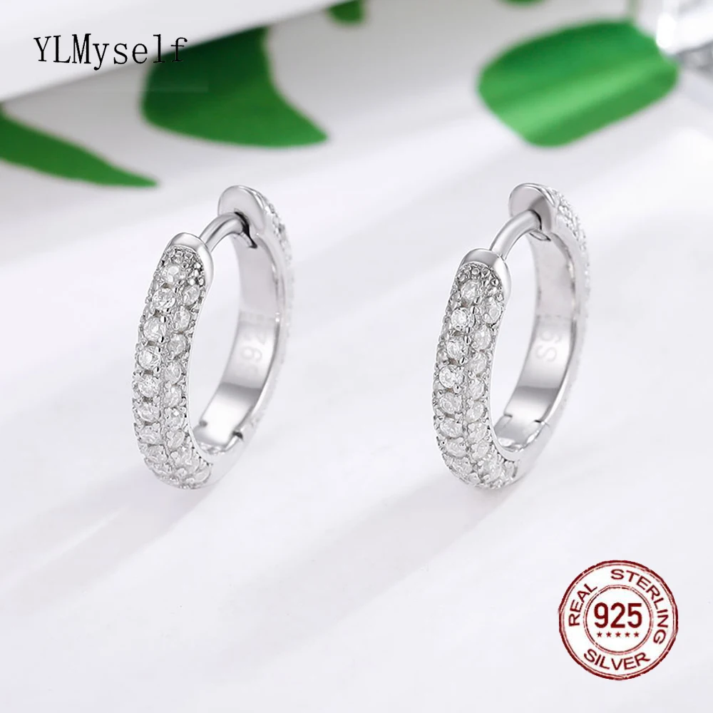 Solid Silver Small Hoop Earring Pave Shiny 118pcs 1.0mm Moissanite Diamond 925 Sterling Silver Circle Round Earrings For Women
Solid Silver Small Hoop Earring Pave Shiny 118pcs 1.0mm Moissanite Diamond 925 Sterling Silver Circle Round Earrings For Women