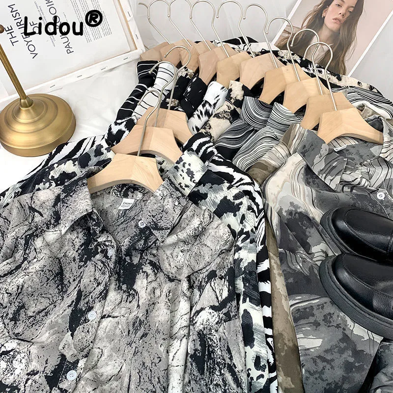 2022 Spring Summer Vintage Women Loose Chiffon Blouse Shirt Ink Tie Dye Cardigan Long Sleeves Casual Fashion Female Blouses Top
2022 Spring Summer Vintage Women Loose Chiffon Blouse Shirt Ink Tie Dye Cardigan Long Sleeves Casual Fashion Female Blouses Top