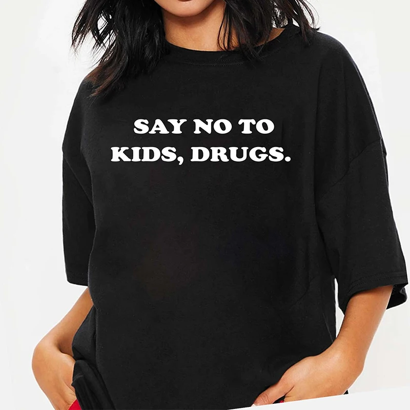 Женская футболка с надписью Say No To Kids, хлопковая Футболка с забавными надписями, кавайная одежда, футболки с принтом сорняков и фридов, женские модные футболки Y2k, готические топы, футболка
Женская футболка с надписью Say No To Kids, хлопковая Футболка с забавными надписями, кавайная одежда, футболки с принтом сорняков и фридов, женские модные футболки Y2k, готические топы, футболка