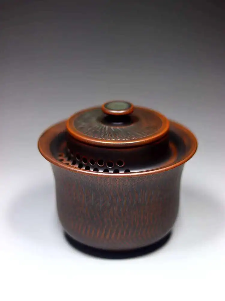 Ручной керамический гайвань Nixing 200 мл
Ручной керамический гайвань Nixing 200 мл