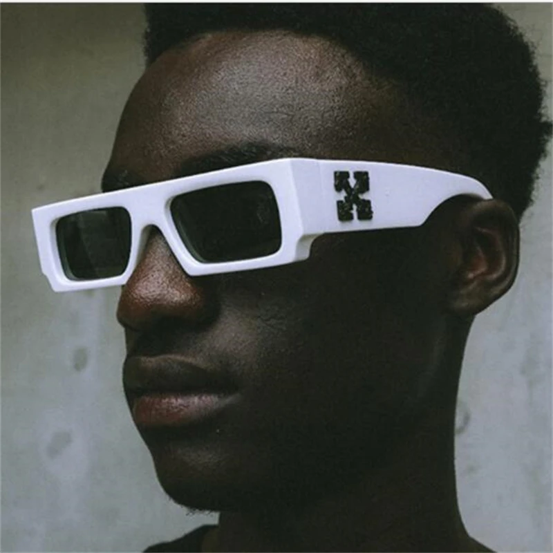 2022 summer fashion sunglasses women Trendy rectangular plastic glasses uv400 Men and women outdoor leisure sunshade mirror
2022 summer fashion sunglasses women Trendy rectangular plastic glasses uv400 Men and women outdoor leisure sunshade mirror