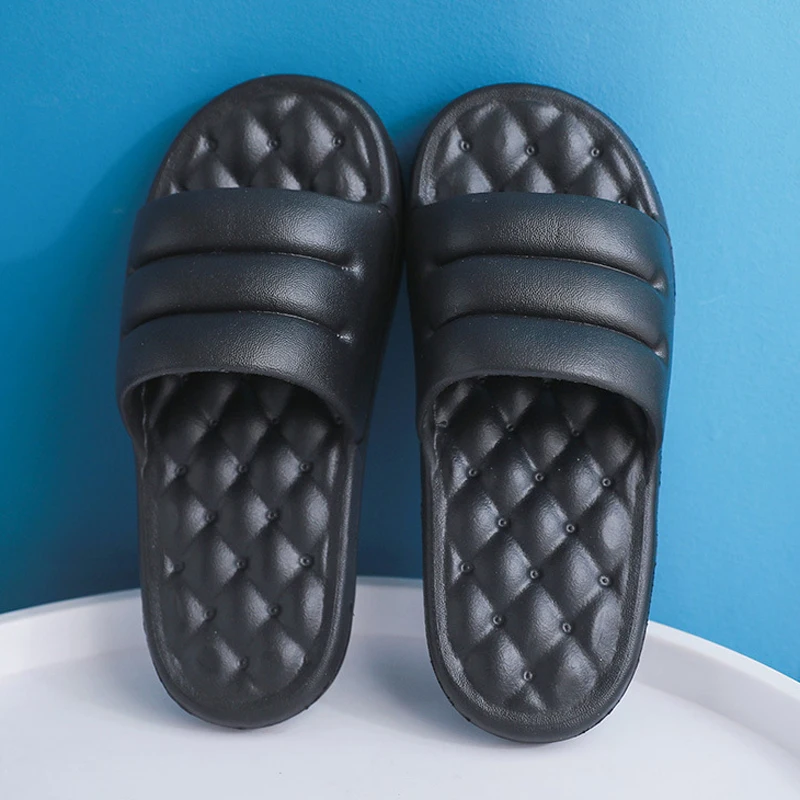 Summer New Women Slippers Fashion Casual Ladies High Quality Couples Slides Designer Flip Flops Soft Shoes
Summer New Women Slippers Fashion Casual Ladies High Quality Couples Slides Designer Flip Flops Soft Shoes