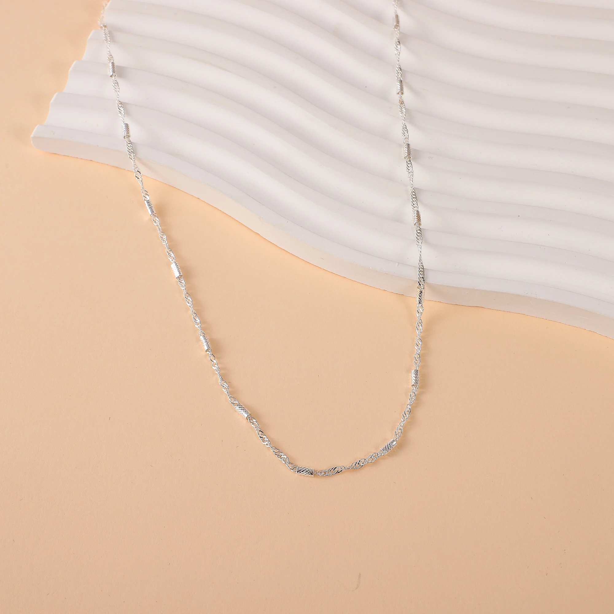 Silver Plated Water Wave Chain Stock Length 16 18 20 22 24 26 28 30 Inch Vintage Jewelry Hot Wholesale Chain Necklace for Women
Silver Plated Water Wave Chain Stock Length 16 18 20 22 24 26 28 30 Inch Vintage Jewelry Hot Wholesale Chain Necklace for Women