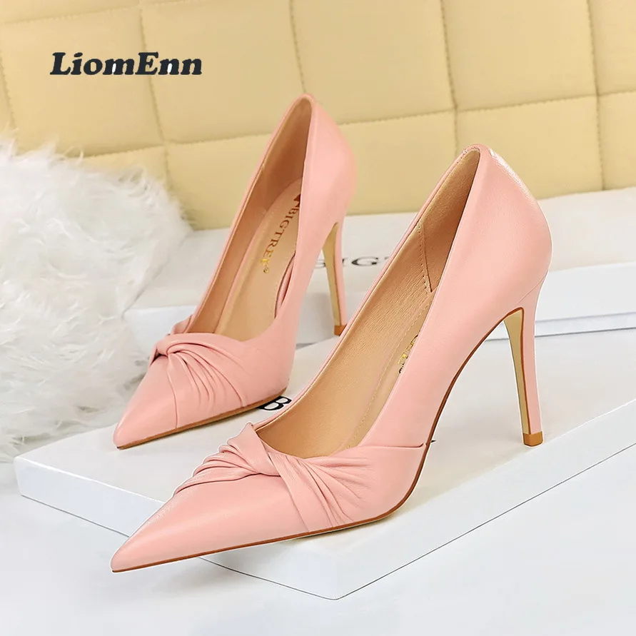 Pleated Thin High Heels Pumps Women Party Wedding Shoes 2022 New Spring Summer Sexy Elegant Pink White Black Heels Size 34-43
Pleated Thin High Heels Pumps Women Party Wedding Shoes 2022 New Spring Summer Sexy Elegant Pink White Black Heels Size 34-43