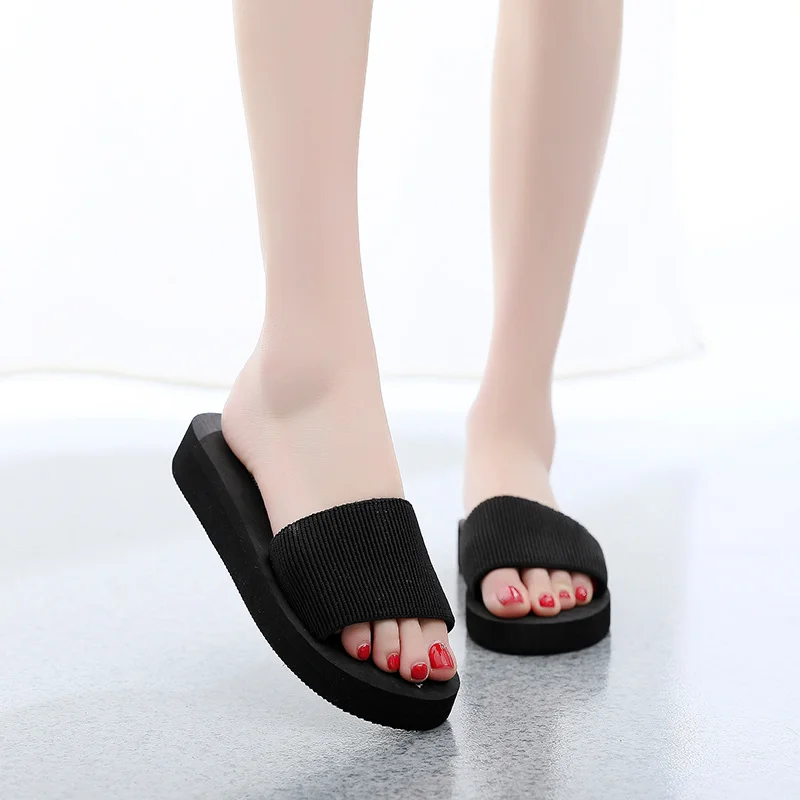 Home Slippers Anti-slip Flip Flops Woman's Sandals Women Fashion Soft Sole Indoor Slides Thick Platform Cloud Simple Slipper
Home Slippers Anti-slip Flip Flops Woman's Sandals Women Fashion Soft Sole Indoor Slides Thick Platform Cloud Simple Slipper
