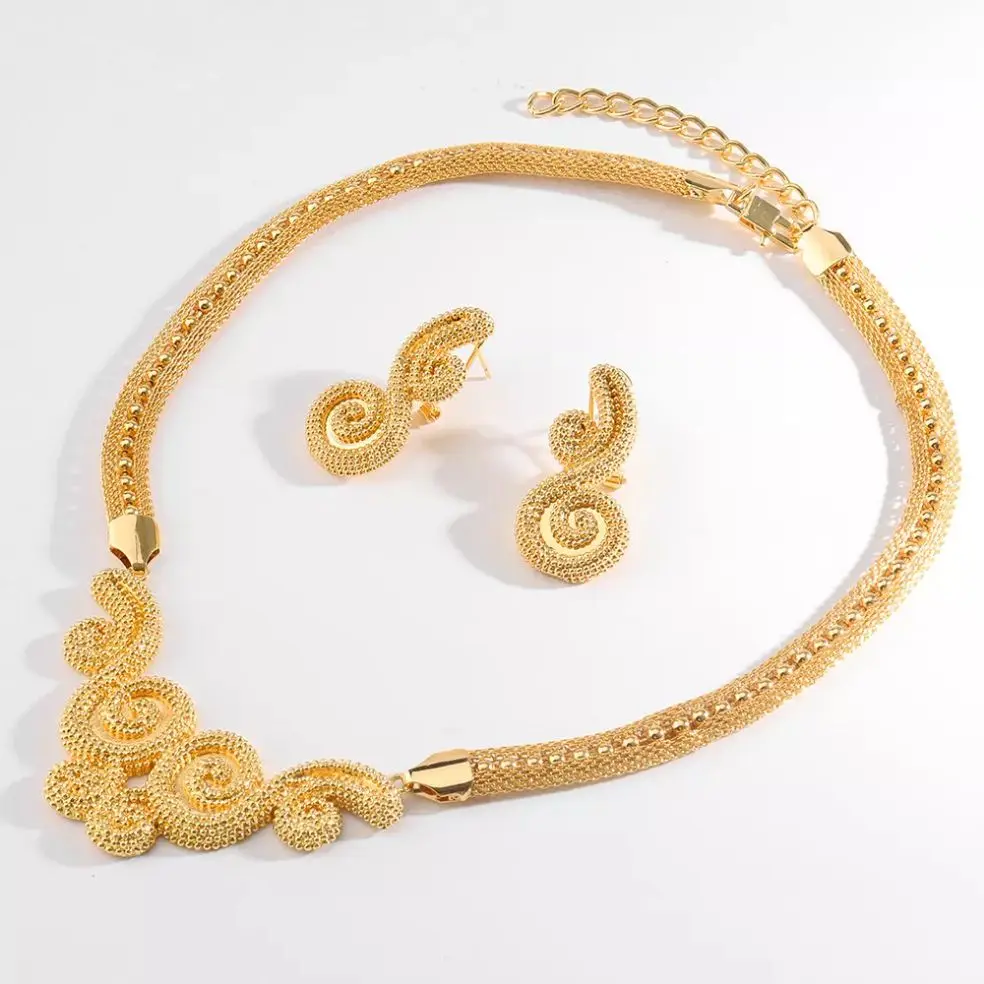 New Italian Gold-Plated Jewelry Set New Design Big Buckle Chain Earrings Bridal Wedding Party Jewelry Valentine's Day Gift
New Italian Gold-Plated Jewelry Set New Design Big Buckle Chain Earrings Bridal Wedding Party Jewelry Valentine's Day Gift