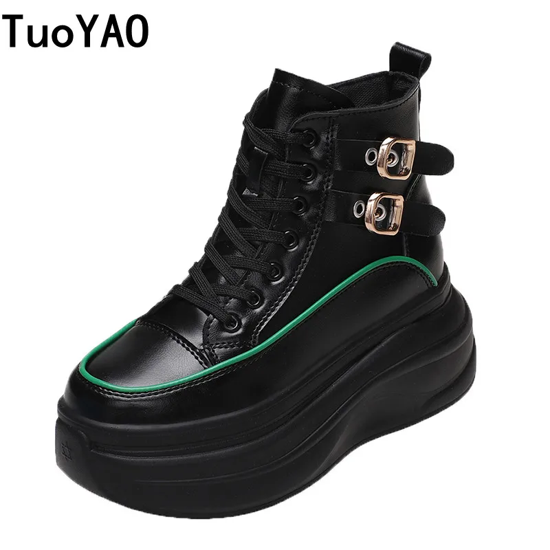 Women Ankle Platform Leather Boots 2022 Autumn Motorcycle Boots Ladies British Style Winter Chunky Sneakers Women Punk Boots 7CM 
Women Ankle Platform Leather Boots 2022 Autumn Motorcycle Boots Ladies British Style Winter Chunky Sneakers Women Punk Boots 7CM