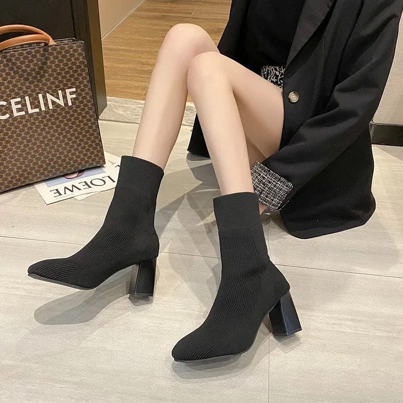 Pmwrun 2022 Autumn and Winter New Korean Version of The Western Style Knitted Simple All-match Square Heel Thin Boots for Women
Pmwrun 2022 Autumn and Winter New Korean Version of The Western Style Knitted Simple All-match Square Heel Thin Boots for Women
