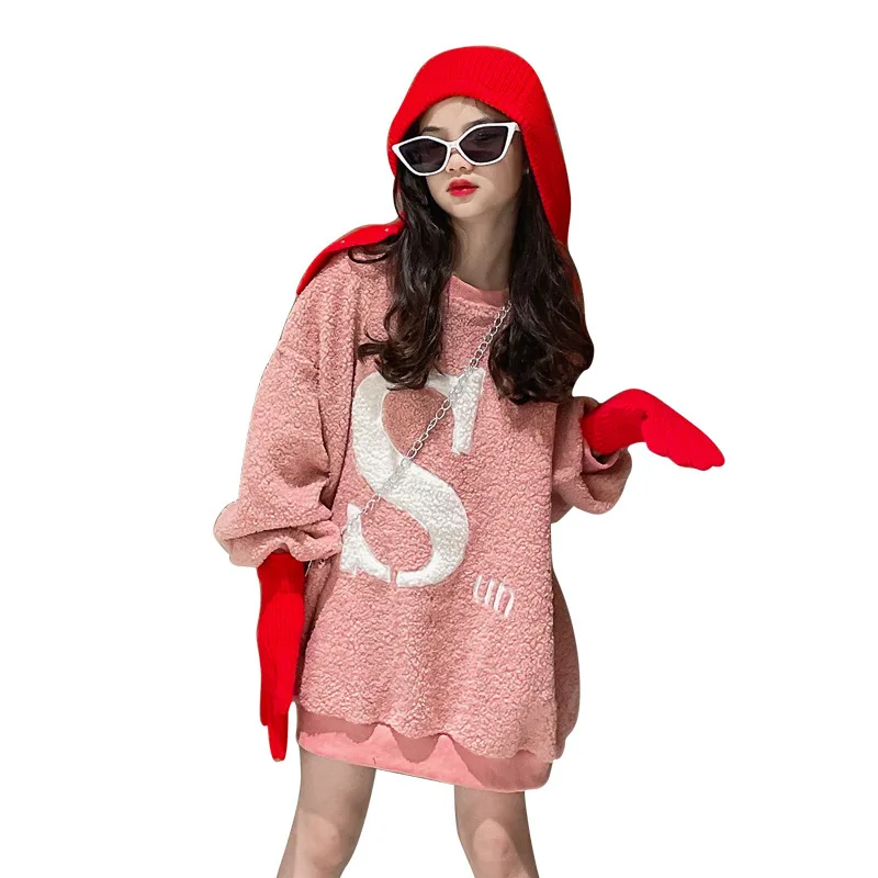 Детская одежда для девочек, Свитшот из овечьей шерсти средней длины, модный новый пуловер, плюшевый толстый топ с надписью для подростков, Осень-зима
Детская одежда для девочек, Свитшот из овечьей шерсти средней длины, модный новый пуловер, плюшевый толстый топ с надписью для подростков, Осень-зима