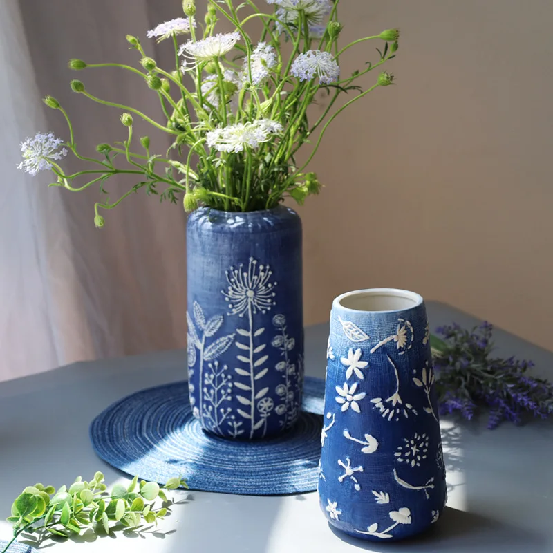 Porcelain Vase Retro Ceramic Vase Blue Landscape Flower Arrangement Decoration Hand-painted Embossed Vase Flower Ware
Porcelain Vase Retro Ceramic Vase Blue Landscape Flower Arrangement Decoration Hand-painted Embossed Vase Flower Ware