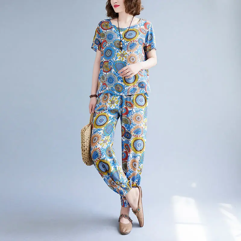 Women 2022 Summer New Two Piece Sets Female Short Sleeve Printed Tops + Pants Ladies Sleepwear Pajamas Loose Home Suits W61
Women 2022 Summer New Two Piece Sets Female Short Sleeve Printed Tops + Pants Ladies Sleepwear Pajamas Loose Home Suits W61