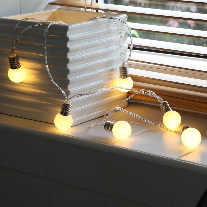 Light Bulb Led Lights Ball LED String Light Garland Curtain Girl Bedroom Creative Dormitory Fashion Hollow New Year Decoration
Light Bulb Led Lights Ball LED String Light Garland Curtain Girl Bedroom Creative Dormitory Fashion Hollow New Year Decoration