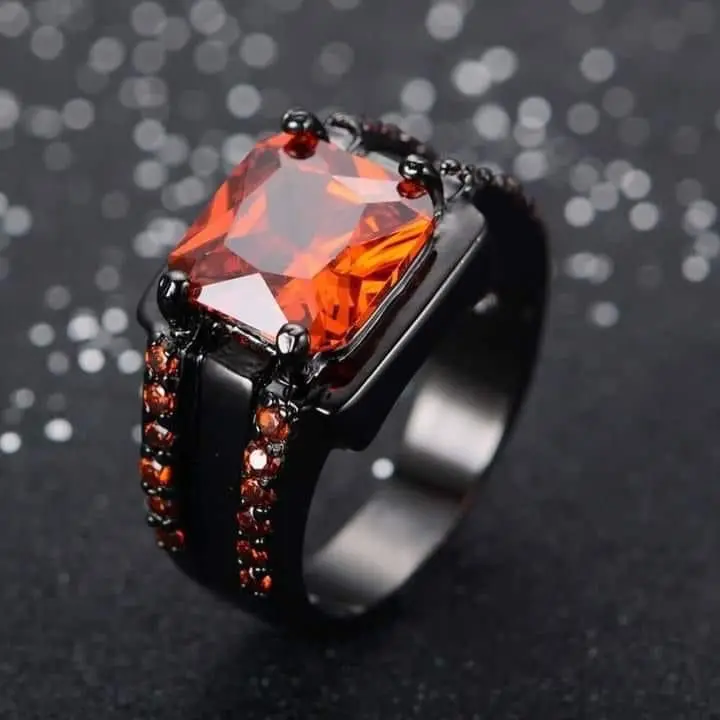 European and American Style Women's Black Square Diamond Edge Diamond Ring New Fashion Temperament Men's Business Ring
European and American Style Women's Black Square Diamond Edge Diamond Ring New Fashion Temperament Men's Business Ring