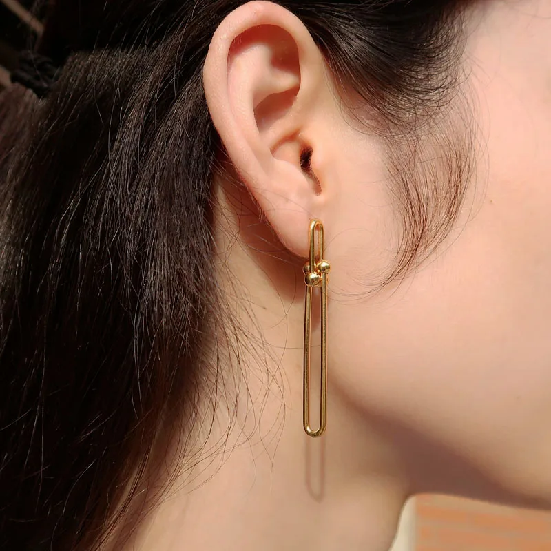 Fashion Brand Design Creative Personality Metal Gold Silver Color Pierced Pair Stud Earrings For Korean Japanese Women Gift
Fashion Brand Design Creative Personality Metal Gold Silver Color Pierced Pair Stud Earrings For Korean Japanese Women Gift